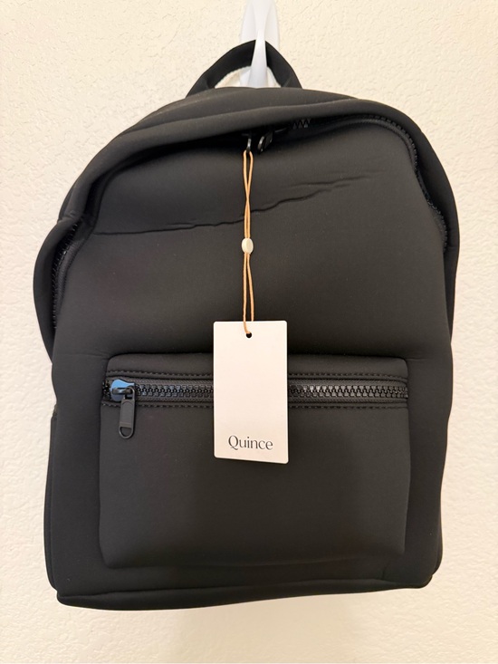 Quince Handbags - Quince Black Neoprene Backpack with Front Zip Pocket